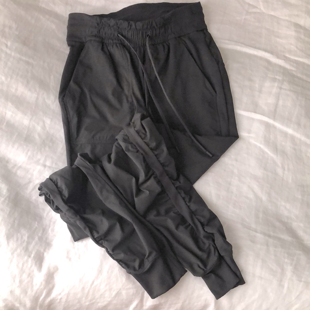 Lululemon joggers